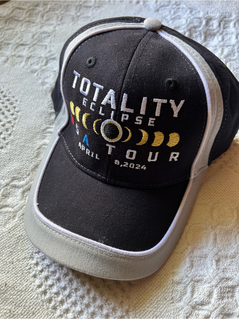 2024 Totality Eclipse Tour Commemorative Baseball Cap Black/Gray NWOT